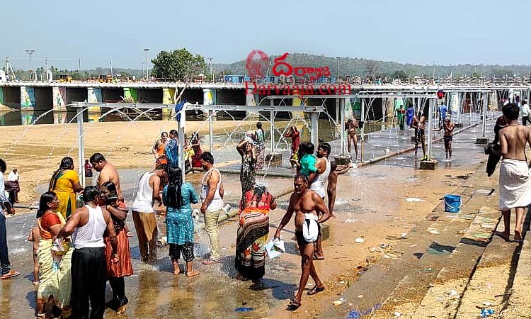 medaram-jathara-11 సమ్మక్క సారలమ్మల కథ!