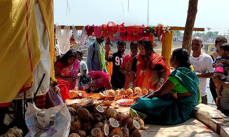 medaram-jathara-9 సమ్మక్క సారలమ్మల కథ!