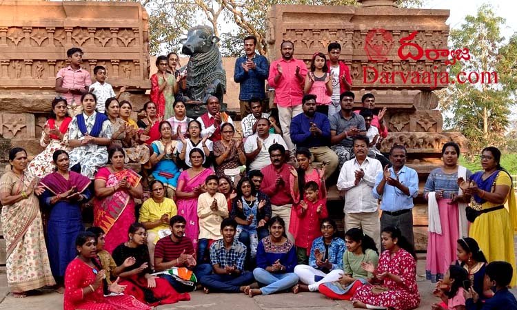 ramappa-temple1 రామప్పలో మేడారం భక్తుల తాకిడి