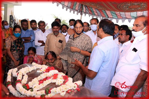 minister sabitha indra reddy visit kandukuru