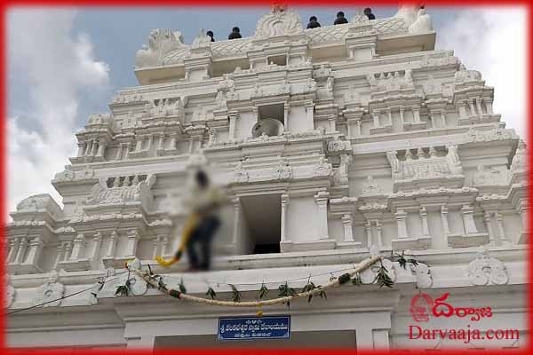 Devuni-padakal_-sri-venkateshwara-swamy-jatara శ్రీవారి కళ్యాణం.. కమనీయం! దేవుని పడకల్ జాతర