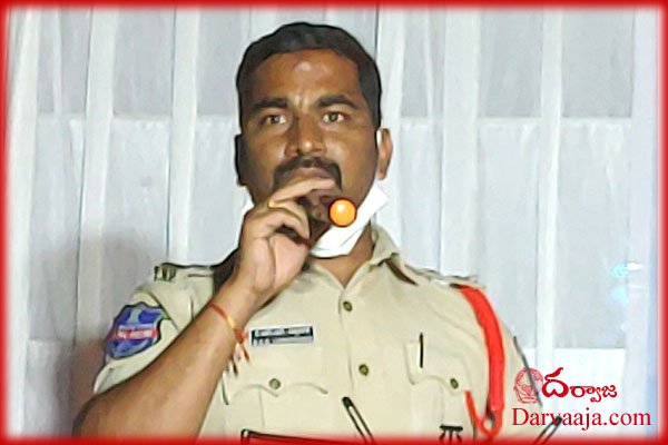 cyberabad-police-conducted-awareness-on-online-frauds-and-black-magik-at-devuni-padakal-1 యువత మేల్కోవాలి !