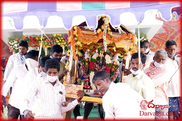 devuni-padakal-jathara-111 కనుల పండువ‌గా శ్రీవారి కళ్యాణం