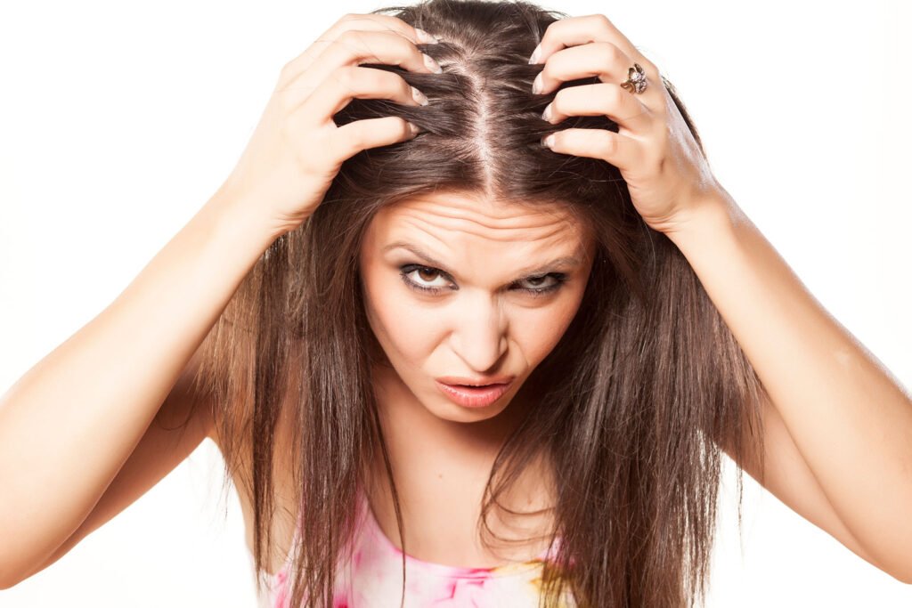 hair-fall.jpg1_-1024x683 బట్టతల రావడానికి కారణాలివే