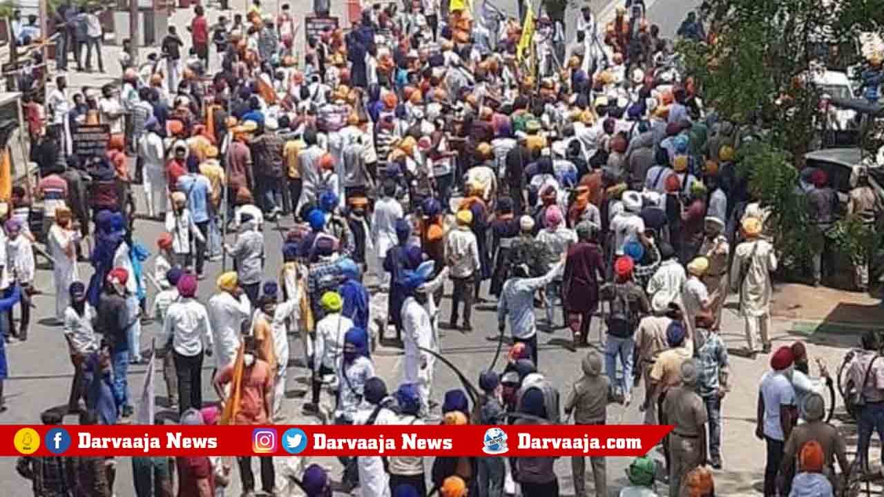 Patiala clash: Clashes between two groups in Patiala .. Internet shutdown