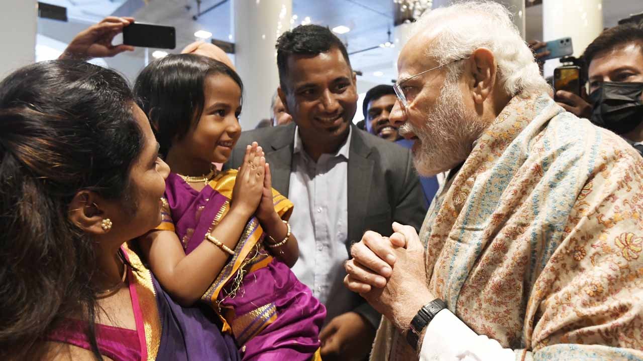 PM Modi, G7 summit, Germany, Ukraine crisis, food , energy crisis, Munich, ప్రధాని మోడీ, నరేంద్ర మోడీ, జర్మనీ, జీ7 సమ్మిట్, జీ7 సదస్సు, మ్యూనిచ్, ప్రవాస భారతీయులు, చిన్నారులు,