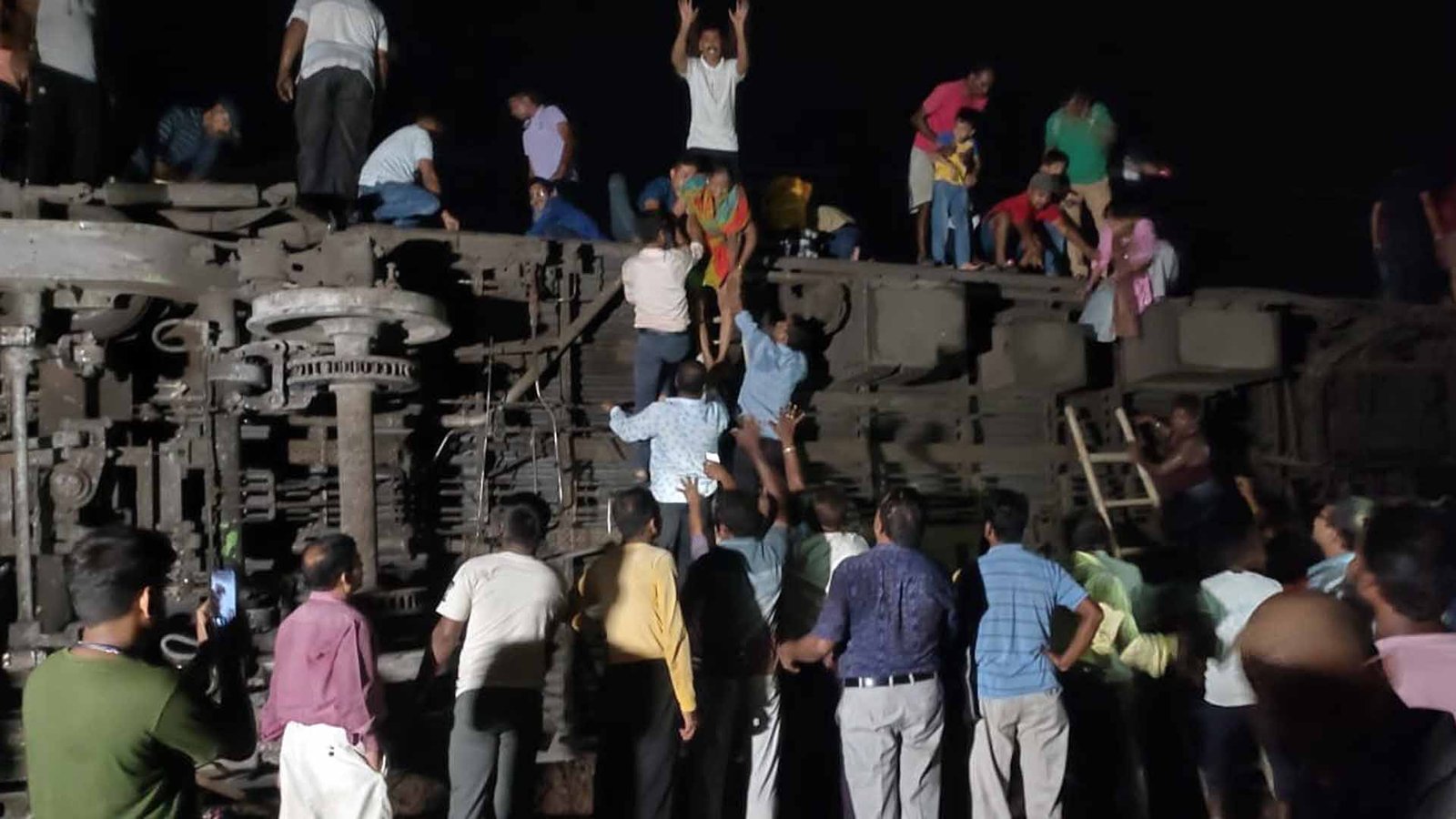 Coromandel Express,Kolkata-Chennai,Coromandel Express Accident, Odisha Train Accident, Balasore, కోరమాండల్ ఎక్స్‌ప్రెస్, కోల్‌కతా-చెన్నై, కోరమాండల్ ఎక్స్‌ప్రెస్ ప్రమాదం, ఒడిషా రైలు ప్రమాదం, బాలాసోర్,