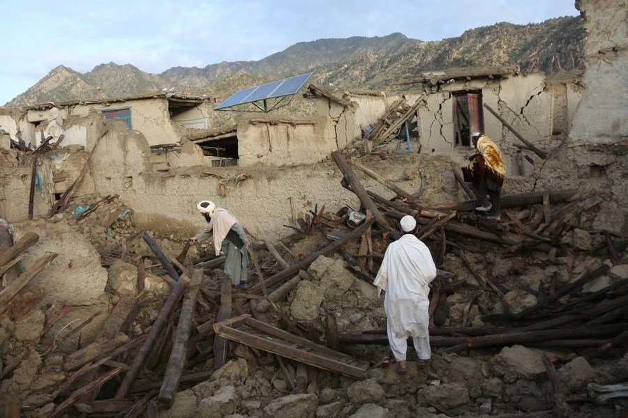 Afghanistan-earthquake-2 Earthquake: 6.0 తీవ్రతతో ఆఫ్ఘానిస్తాన్ లో భూకంపం.. 800 మంది మృతి.. ఎందుకు ఇంత ప్రాణనష్టం?